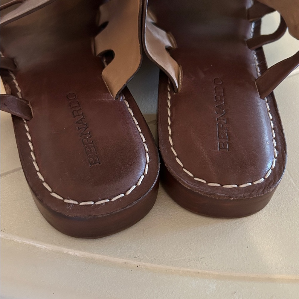 Bernardo Brown Leather Sandals 9.5 vero cuoio - Picture 3 of 9